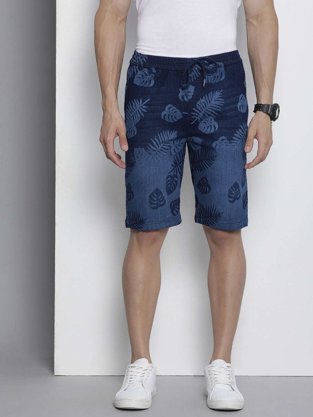 Shop Men Elasticated Waist Denim Shorts Online.