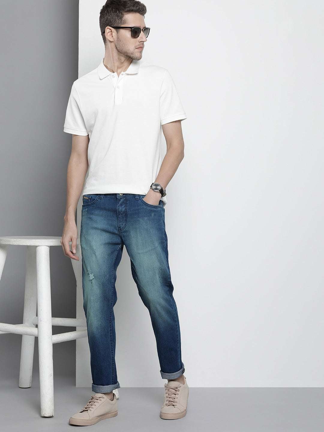 Shop Men Slim Jeans Online.