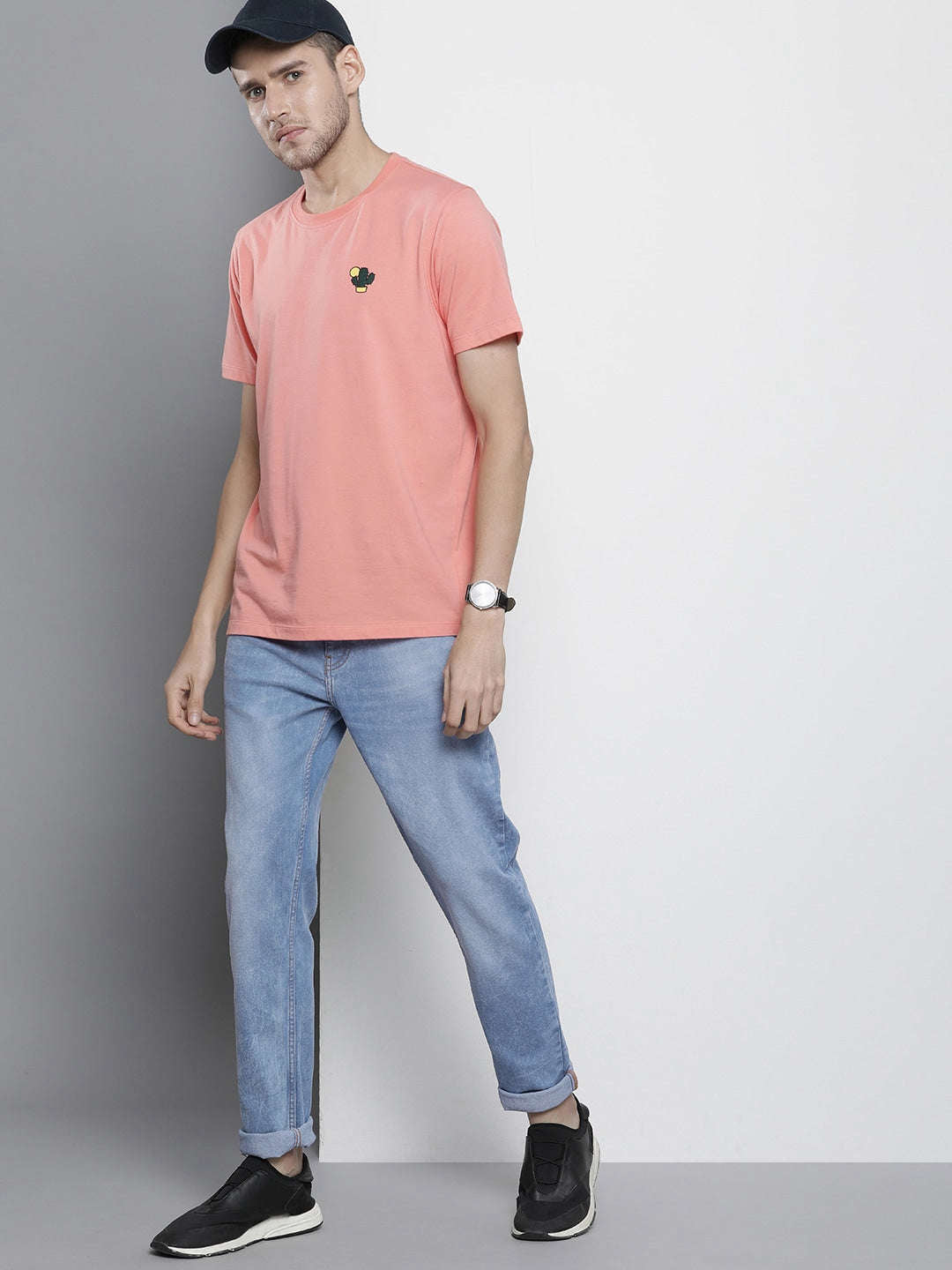 Shop Men Slim Fit Jeans Online.