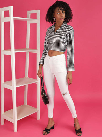 Shop Women Skinny Jeans Online.
