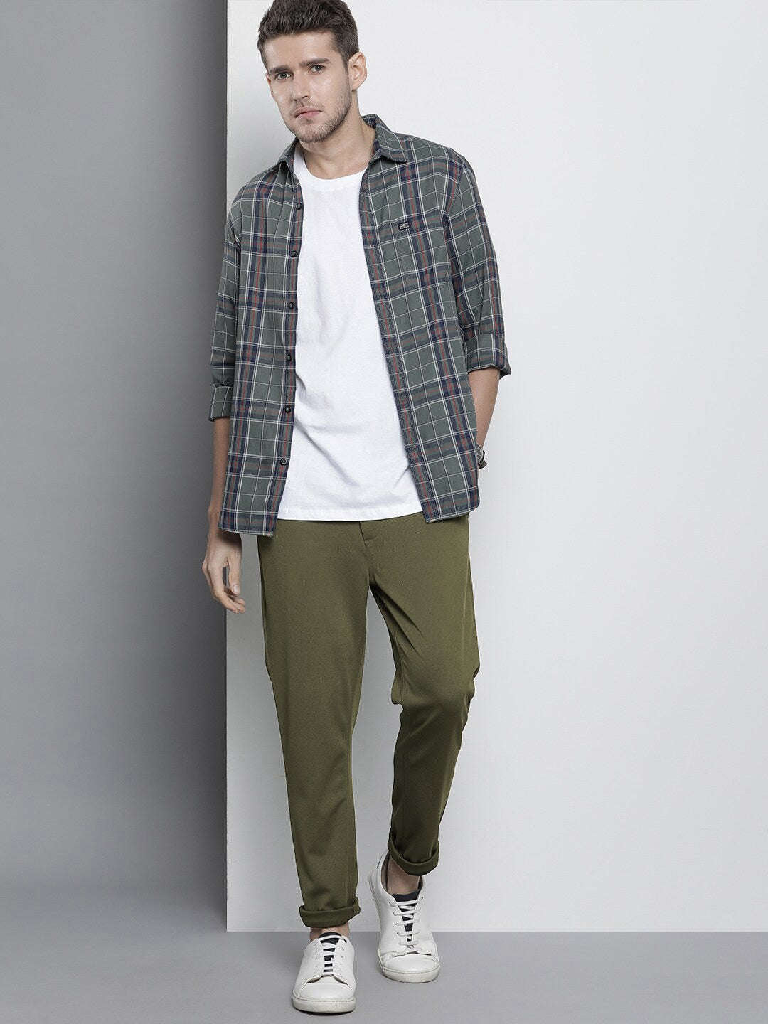 Shop Men Knitted Jogger Trouser Online.