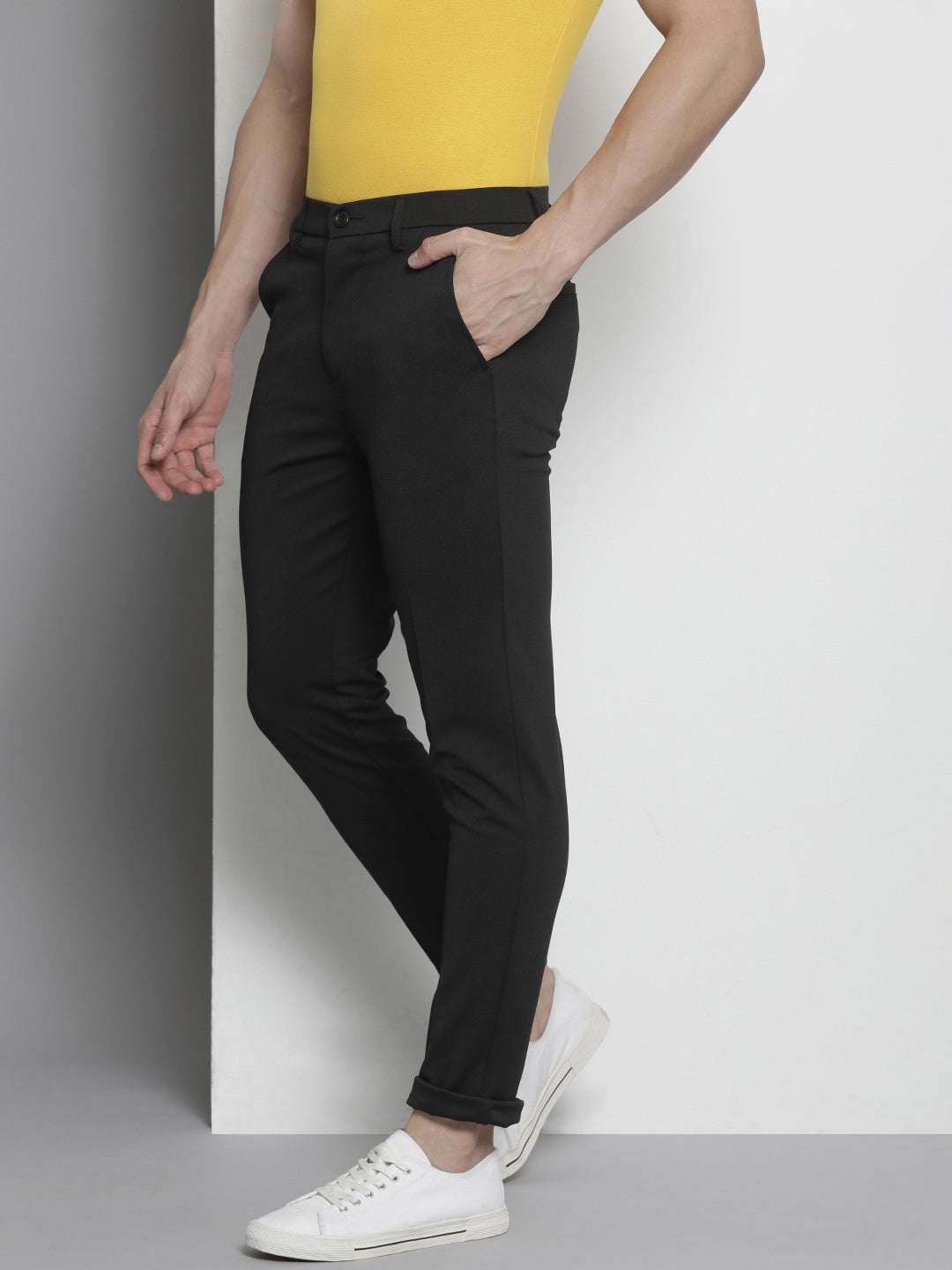 Shop Men Matty Knitted Trouser Online.