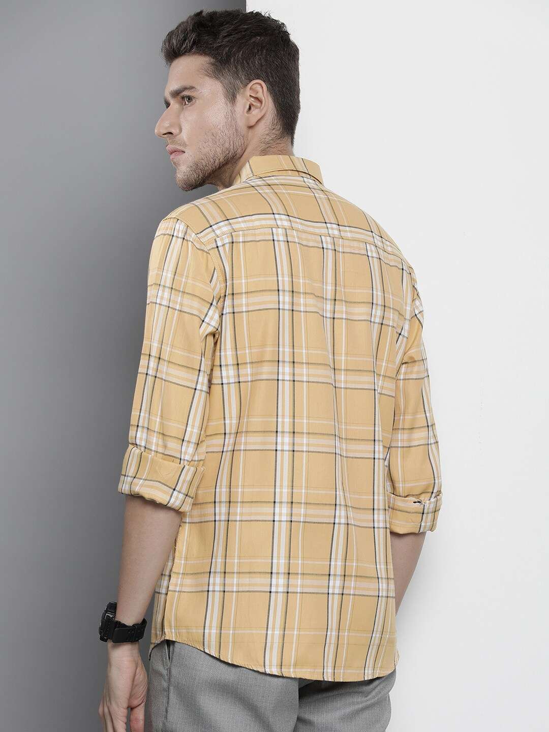 Shop Men Checked Shirt Online.