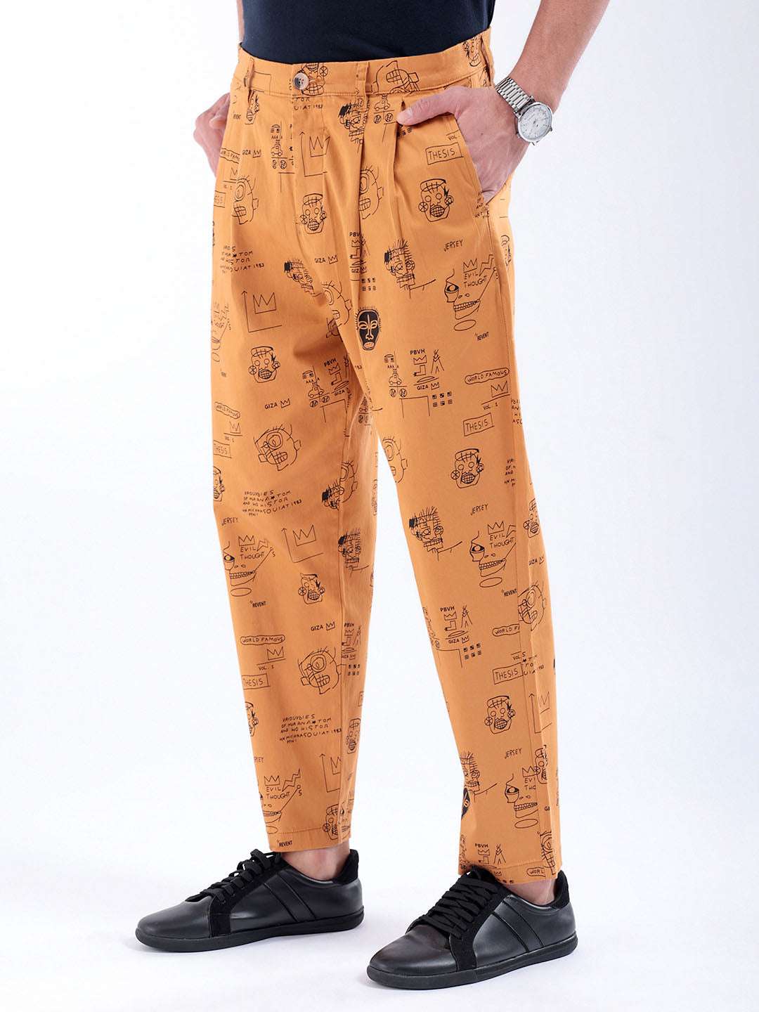 Shop Men Loose Fit Trouser Online.