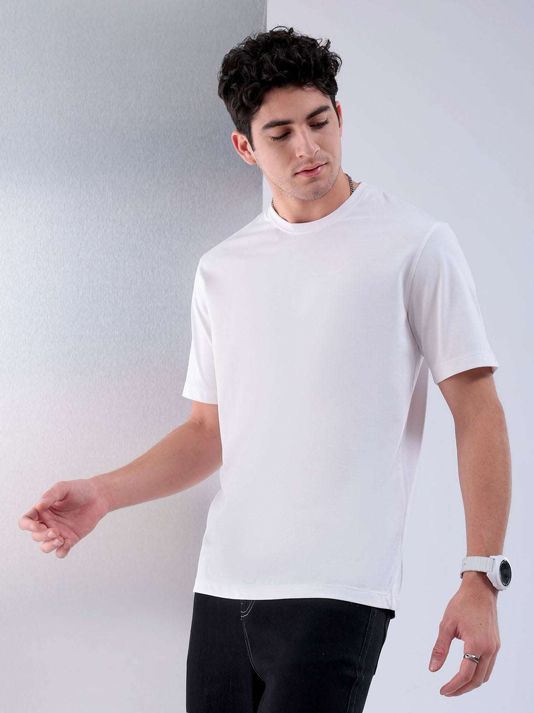 Shop Men Solid T-shirt Online.