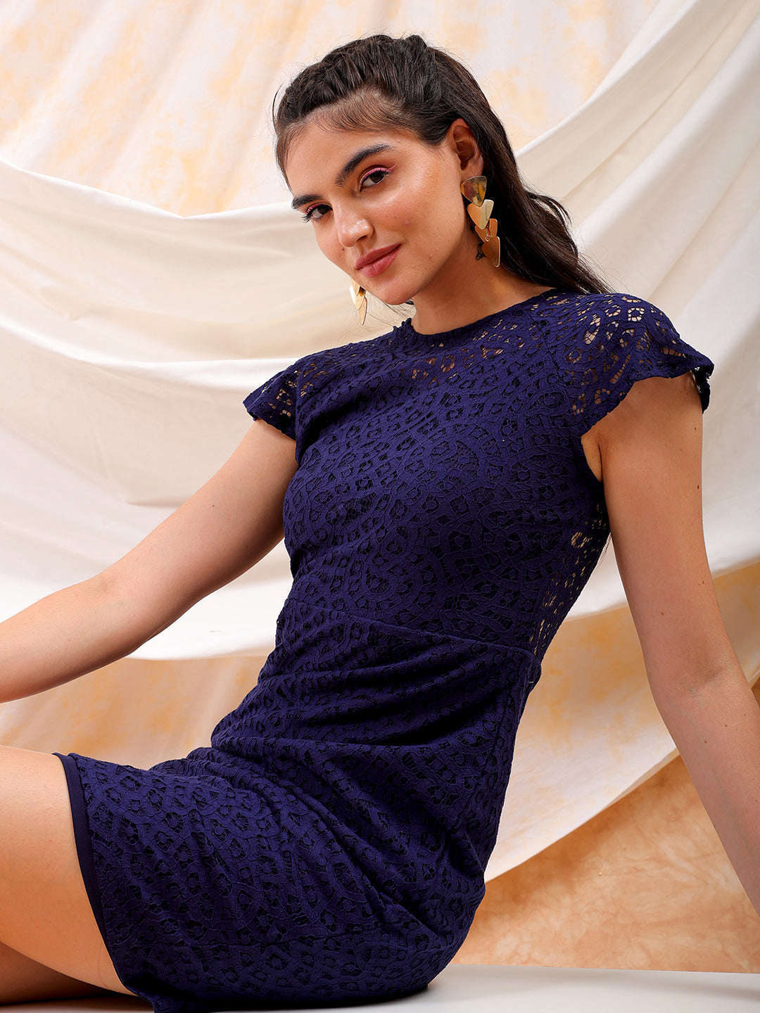 Shop Freehand Women Blue Fitted Lace Round Neck Sheath Dress Online.