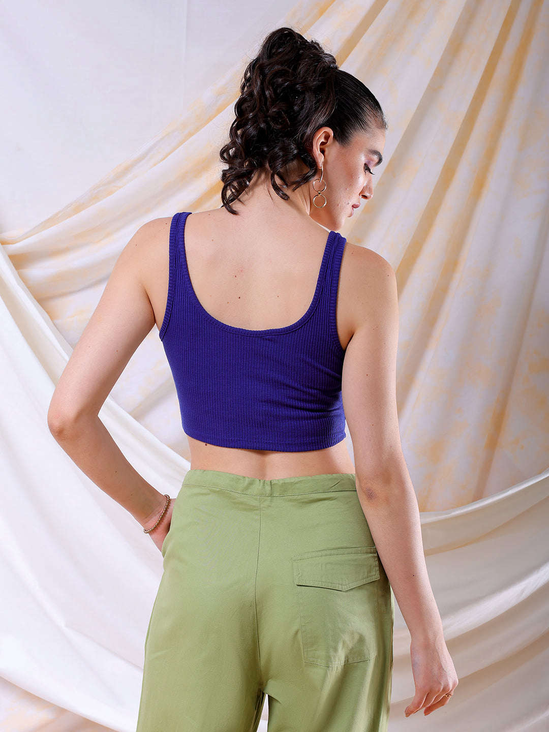 Shop Freehand Women Blue Fitted Solid Square Neck Crop Top Online.