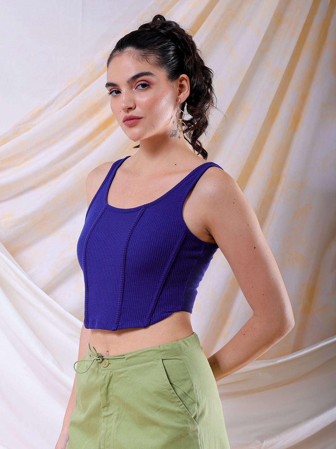 Shop Freehand Women Blue Fitted Solid Square Neck Crop Top Online.