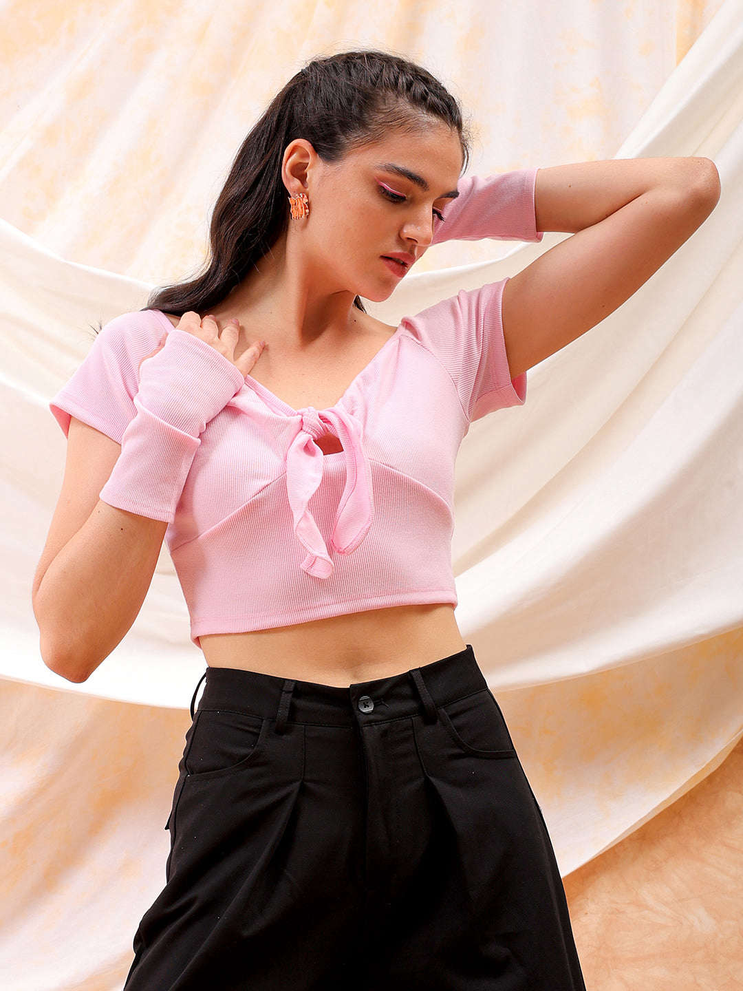 Shop Freehand Women Pink Fitted Solid Sweetheart Neck Off Shoulder Top Online.