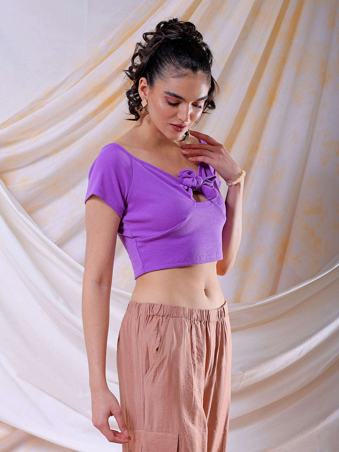 Shop Freehand Women Purple Fitted Solid Sweetheart Neck Off Shoulder Top Online.