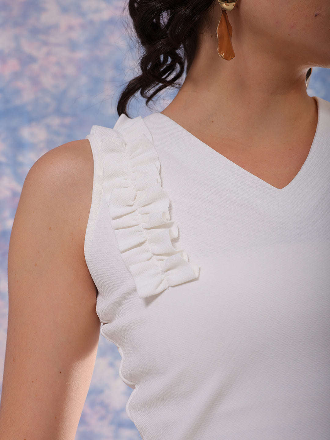 Shop Freehand Women White Fitted Textured Scoop Neck Ruffle Top Online.