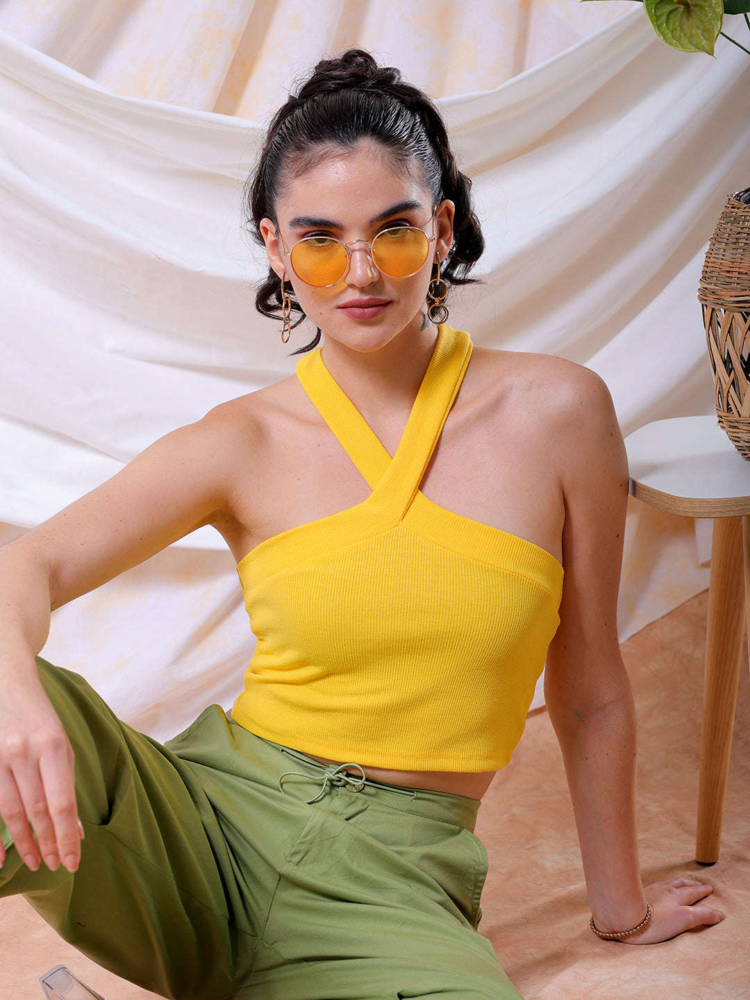 Shop Freehand Women Yellow Fitted Solid V-Neck Crop Top Online.