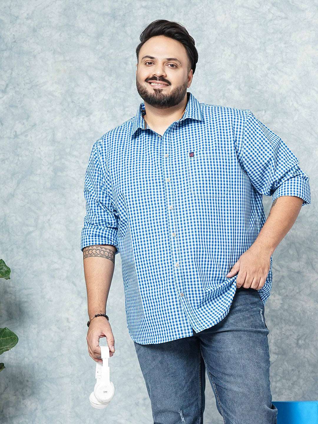 Shop Hardsoda Men Blue Plus Size Checked Casual Shirt Online.