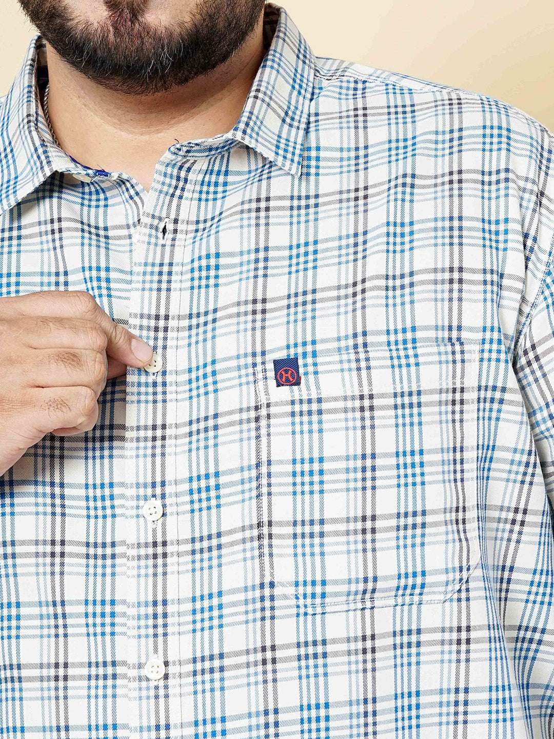 Shop Hardsoda Men Blue Plus Size Checked Casual Shirt Online.