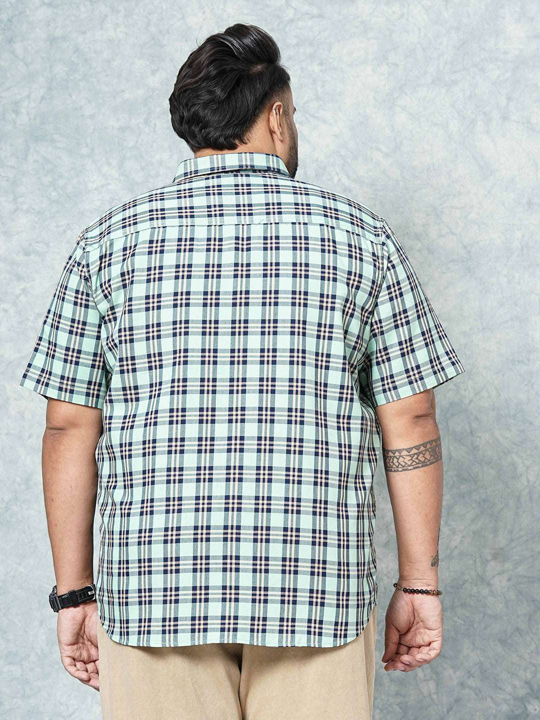 Shop Hardsoda Men Green Plus Size Checked Casual Shirt Online.