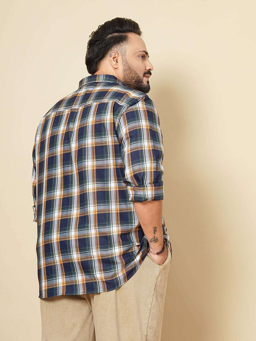 Shop Hardsoda Men Navy Plus Size Checked Casual Shirt Online.