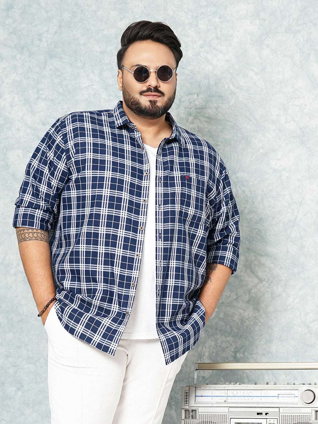 Shop Hardsoda Men Navy Plus Size Checked Casual Shirt Online.