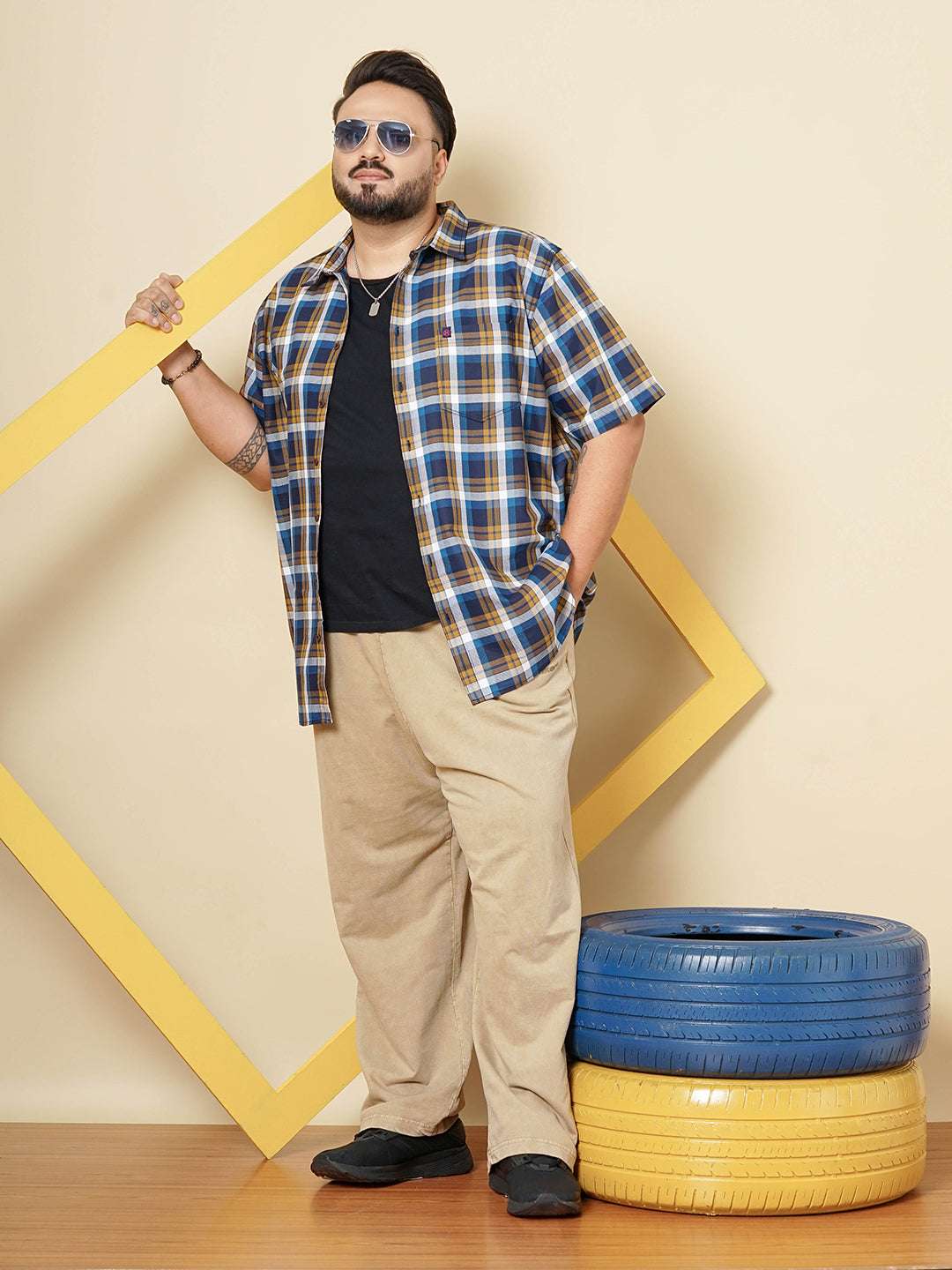 Shop Hardsoda Men Navy Plus Size Checked Casual Shirt Online.