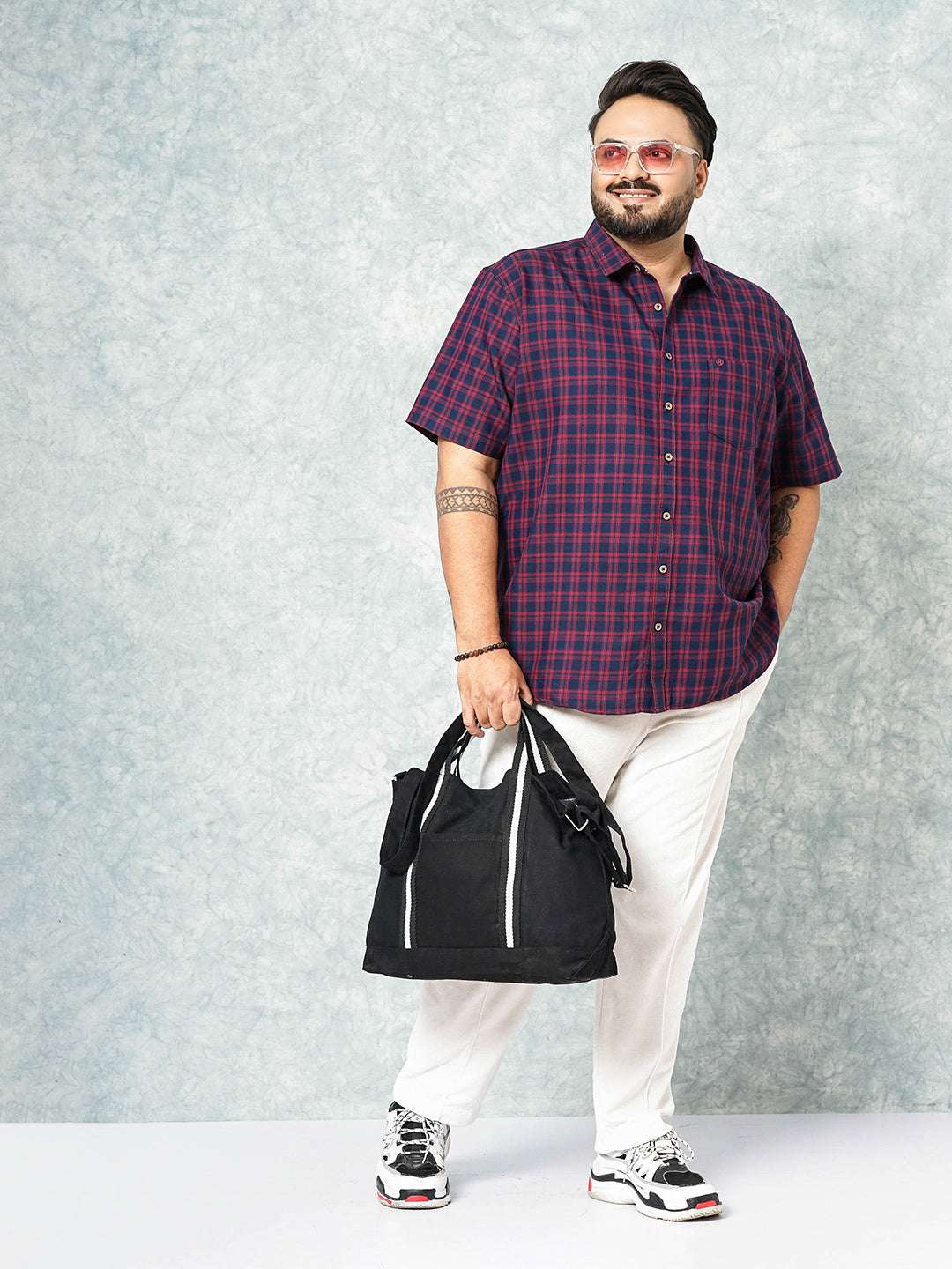 Shop Hardsoda Men Navy Plus Size Checked Casual Shirt Online.