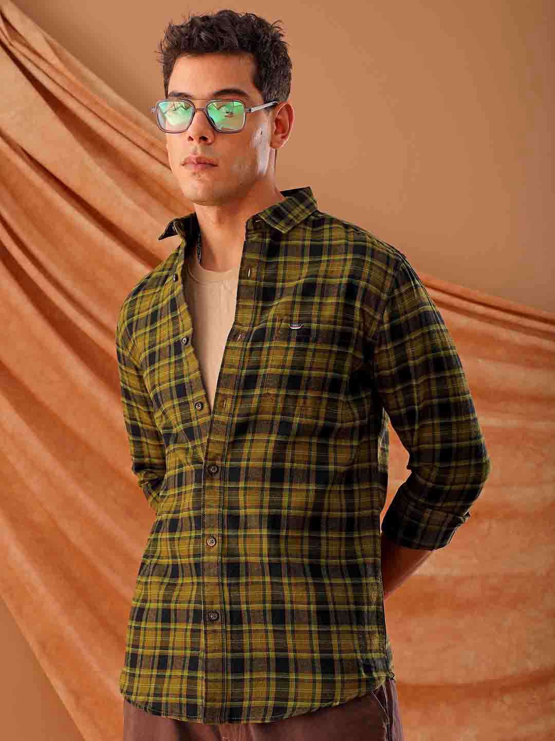 Shop Men's Checked Slim Fit Shirt Online.