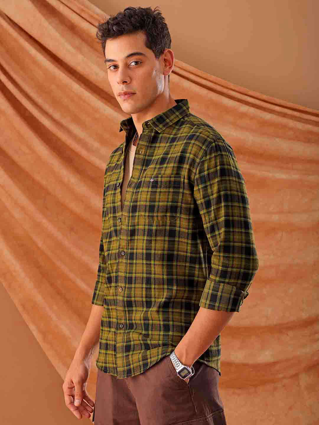 Shop Men's Checked Slim Fit Shirt Online.