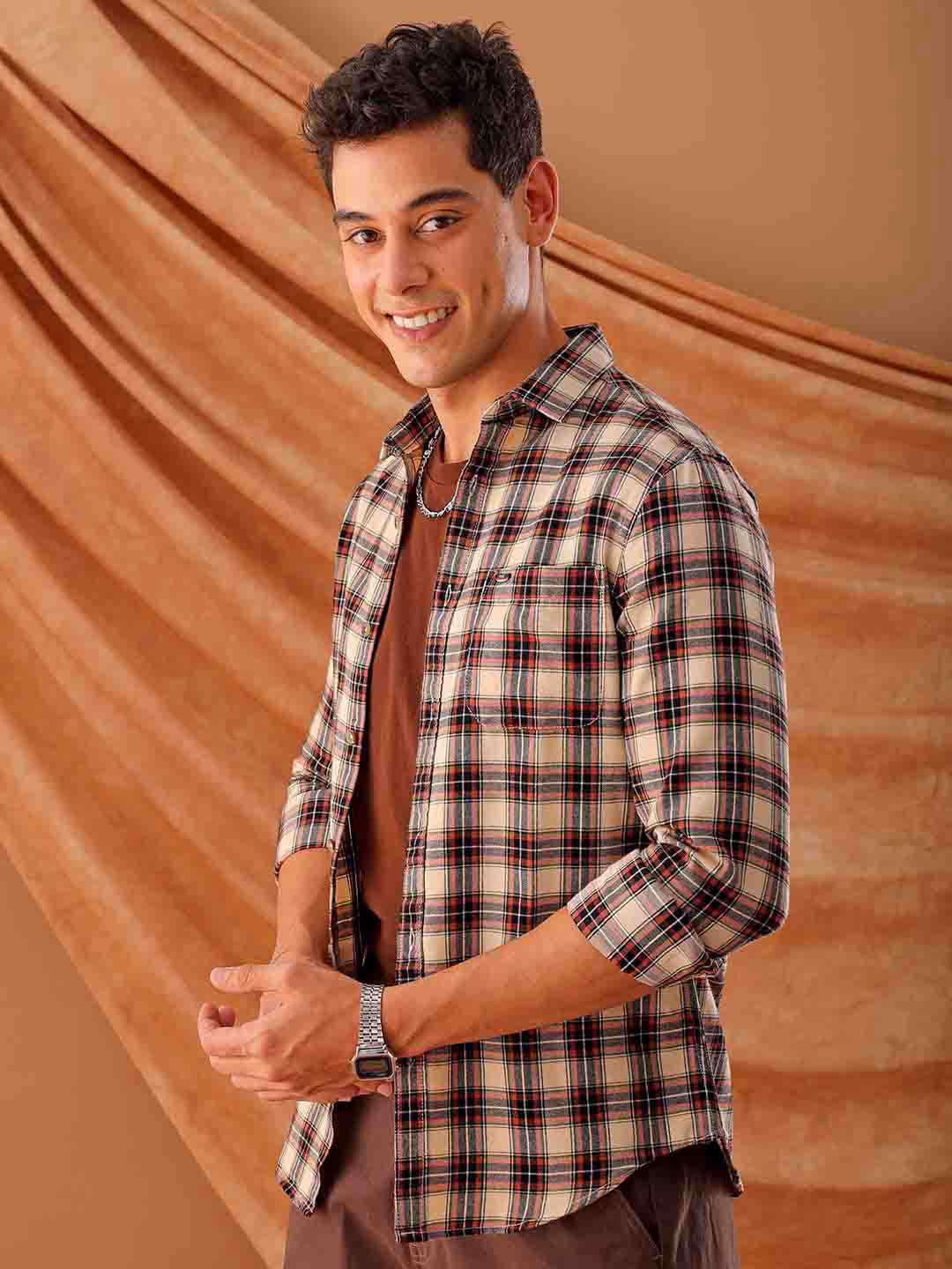 Shop Men's Checked Slim Fit Shirt Online.