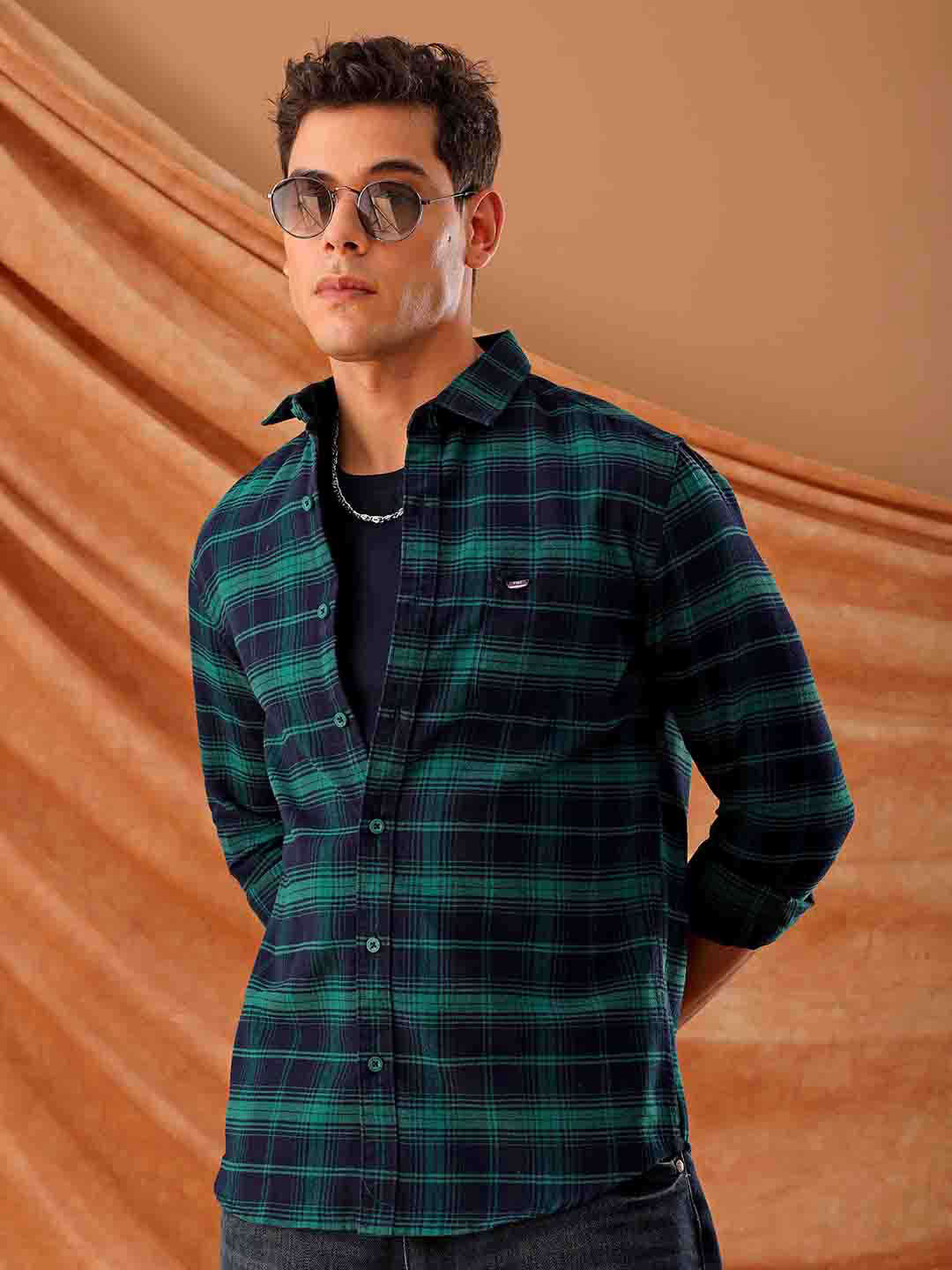 Shop Men's Checked Slim Fit Shirt Online.