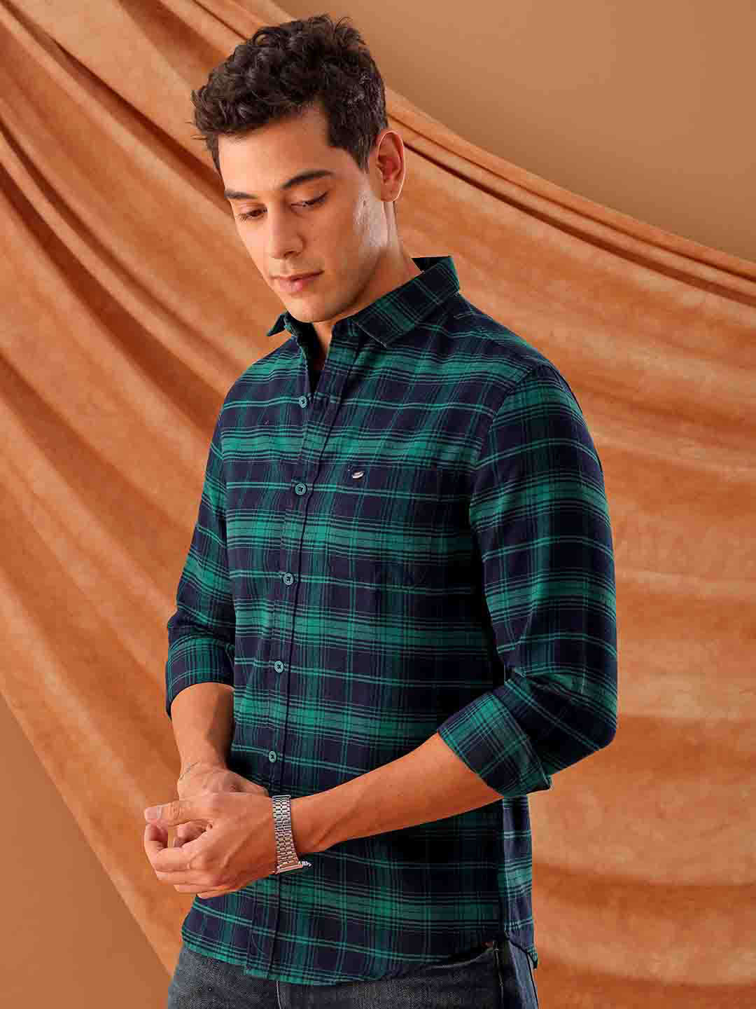 Shop Men's Checked Slim Fit Shirt Online.