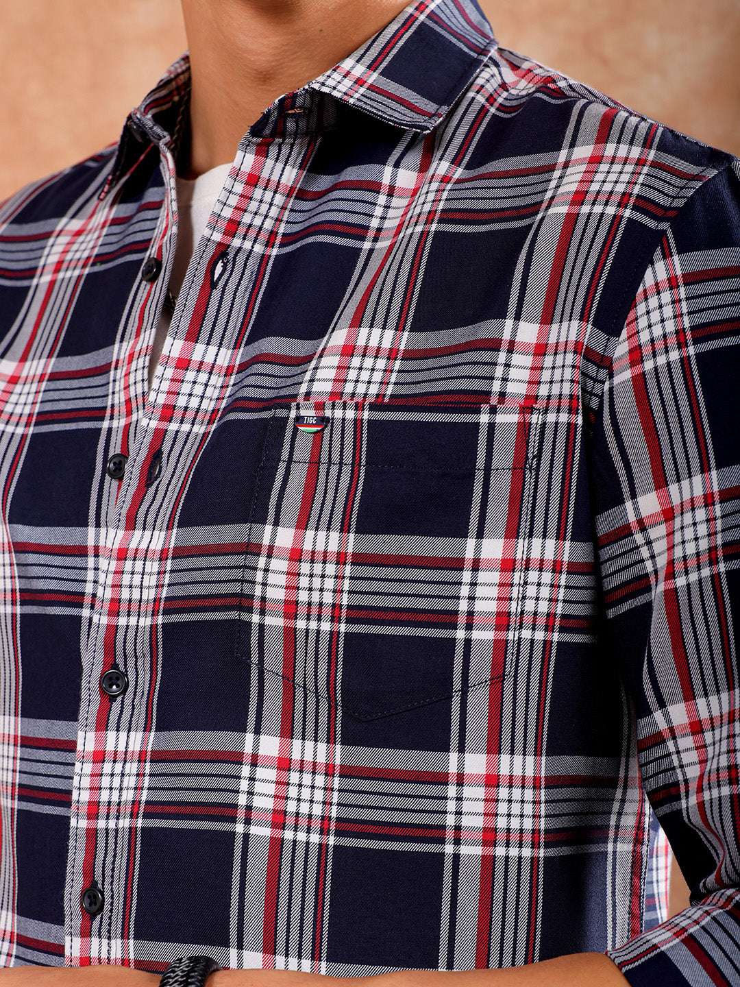 Shop Men's Checked Slim Fit Shirt Online.