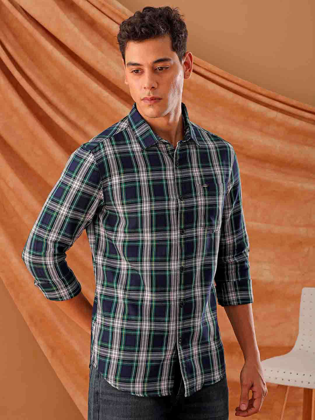 Shop Men's Checked Slim Fit Shirt Online.