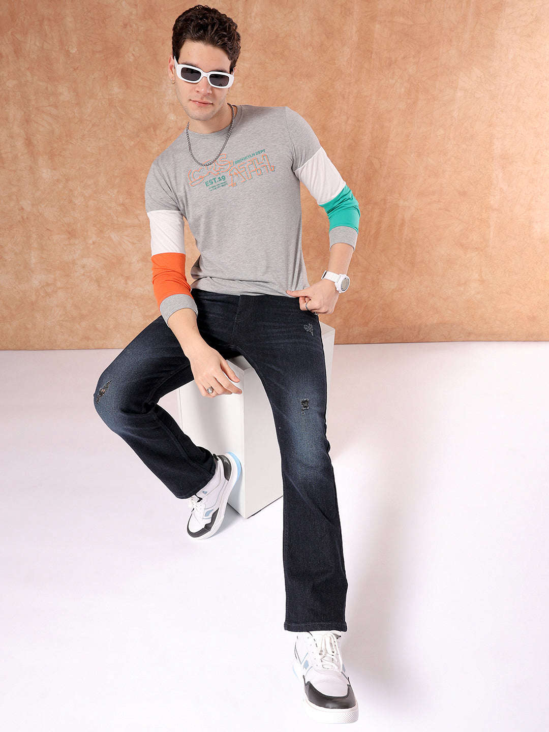 Shop Men Colourblocked T-Shirt Online.