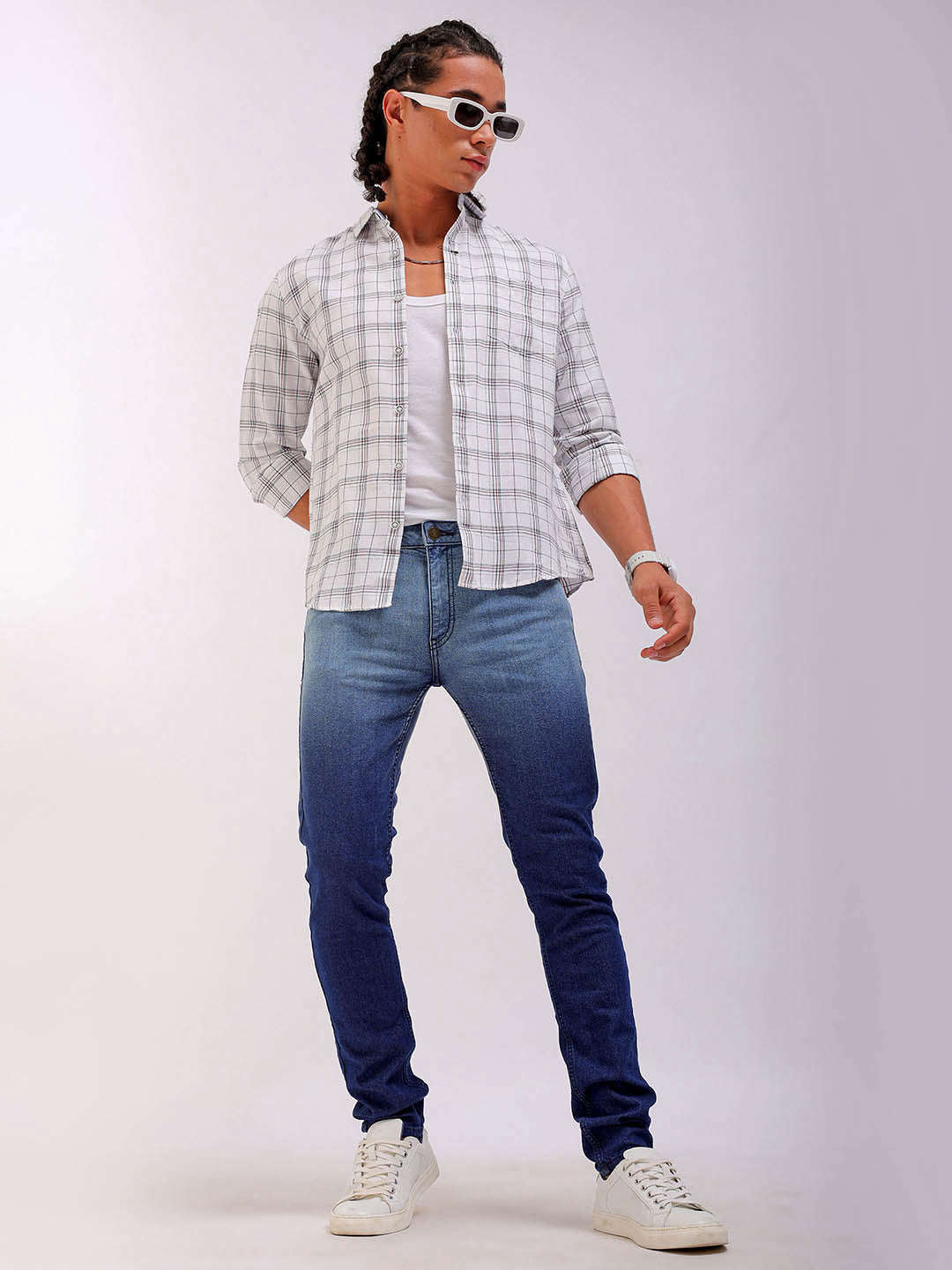 Shop Men Slim Fit Jeans Online.