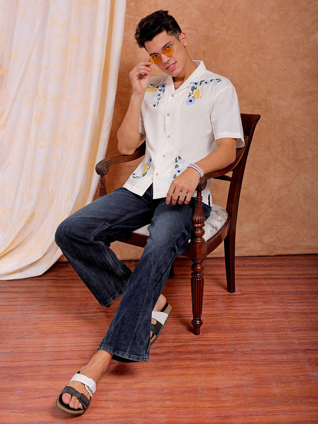 Shop Men Embroidered Relaxed Fit Resort Wear Shirt Online.