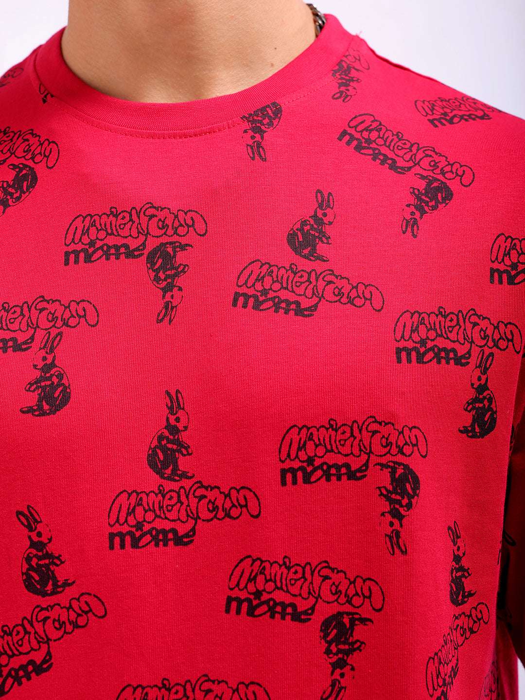 Shop Men Printed Oversized Fit T-Shirt Online.