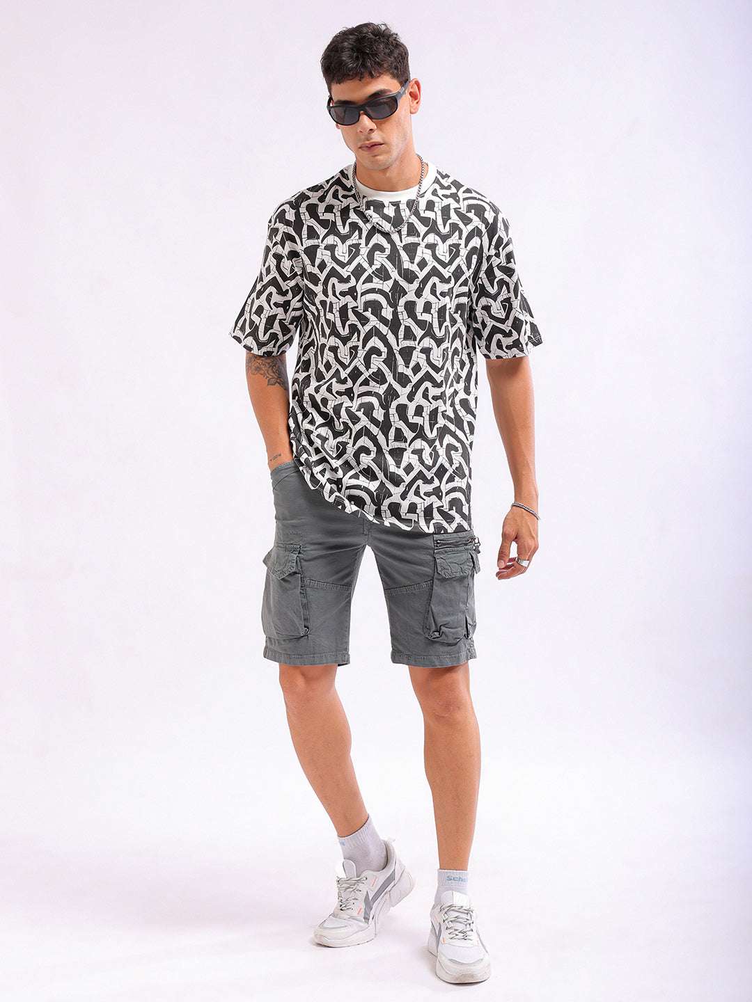 Shop Men Printed Oversized Fit T-Shirt Online.