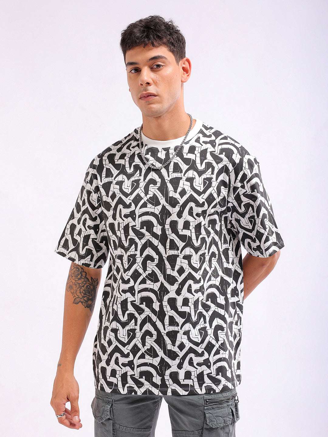 Shop Men Printed Oversized Fit T-Shirt Online.