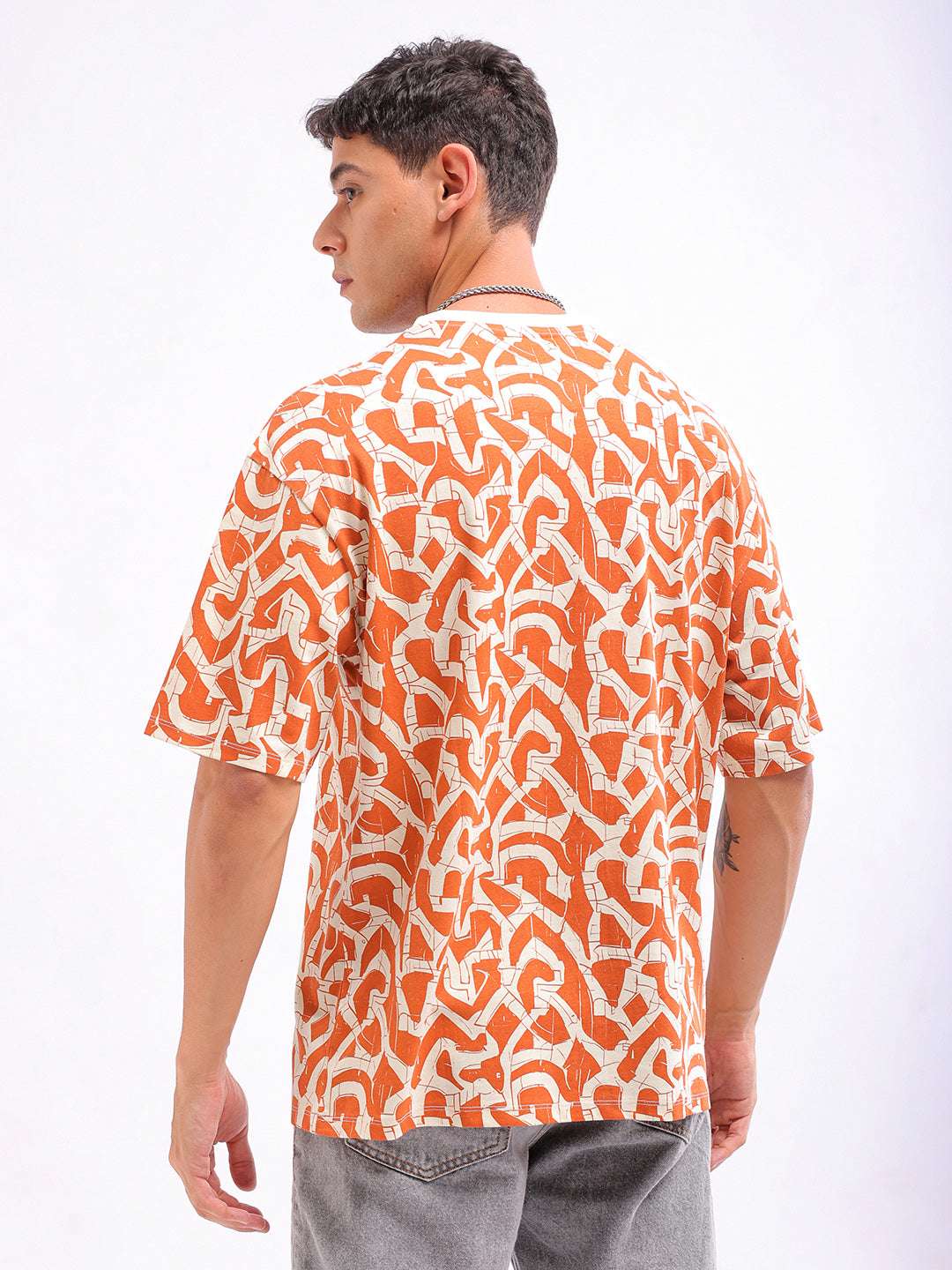 Shop Men Printed Oversized Fit T-Shirt Online.