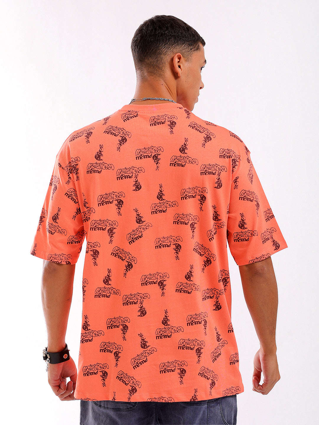 Shop Men Orange Oversized Fit Printed T-Shirt Online.