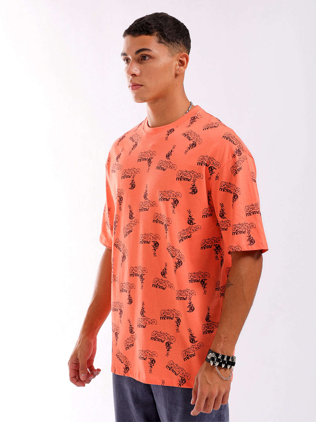 Shop Men Orange Oversized Fit Printed T-Shirt Online.