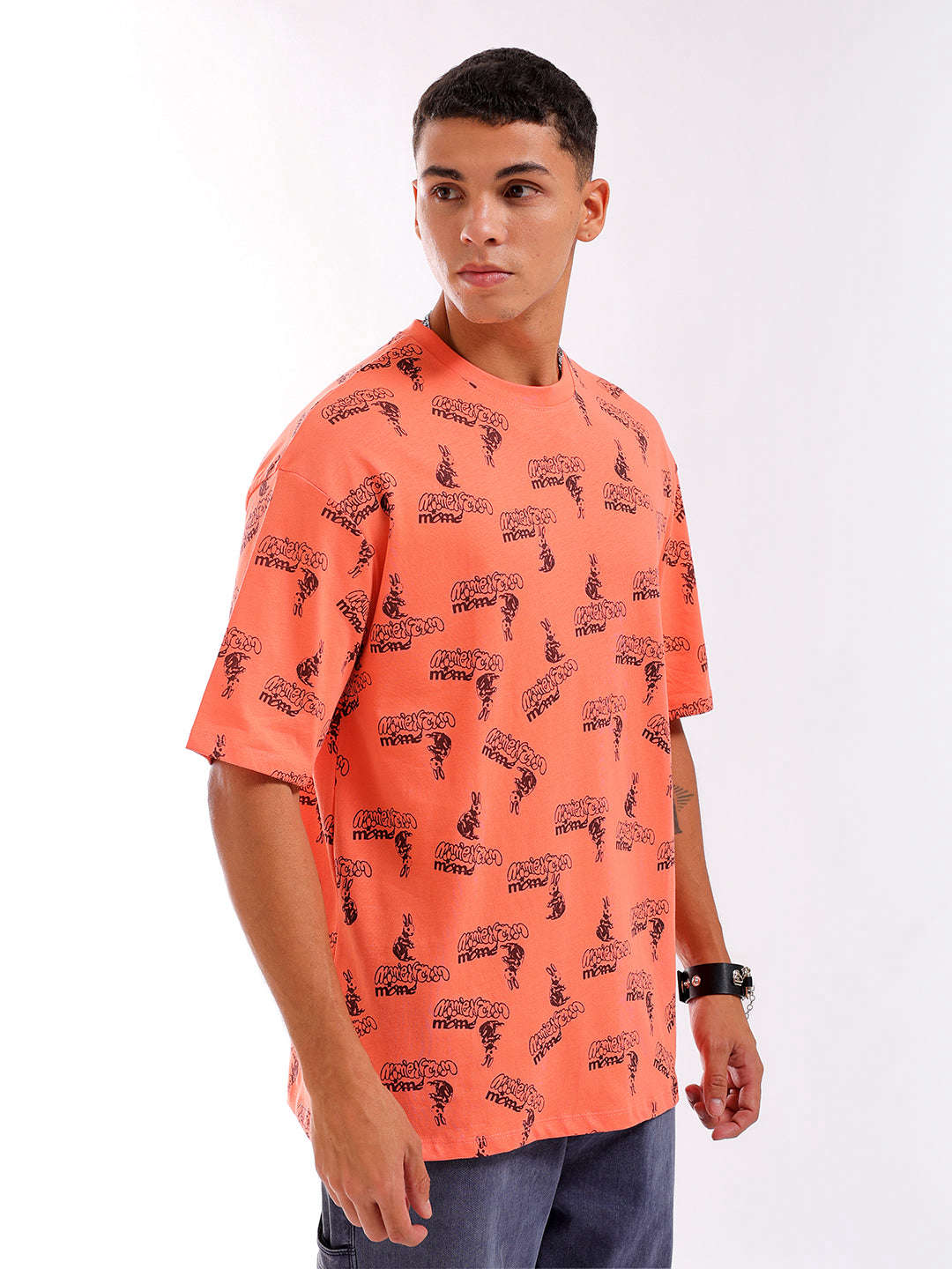 Shop Men Orange Oversized Fit Printed T-Shirt Online.