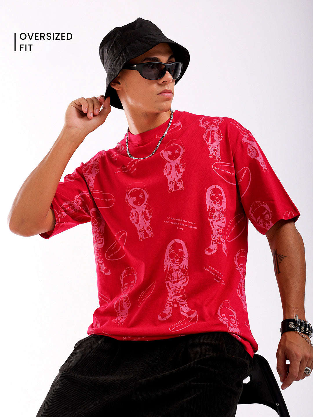 Shop Men Red Oversized Fit Printed T-Shirt Online.