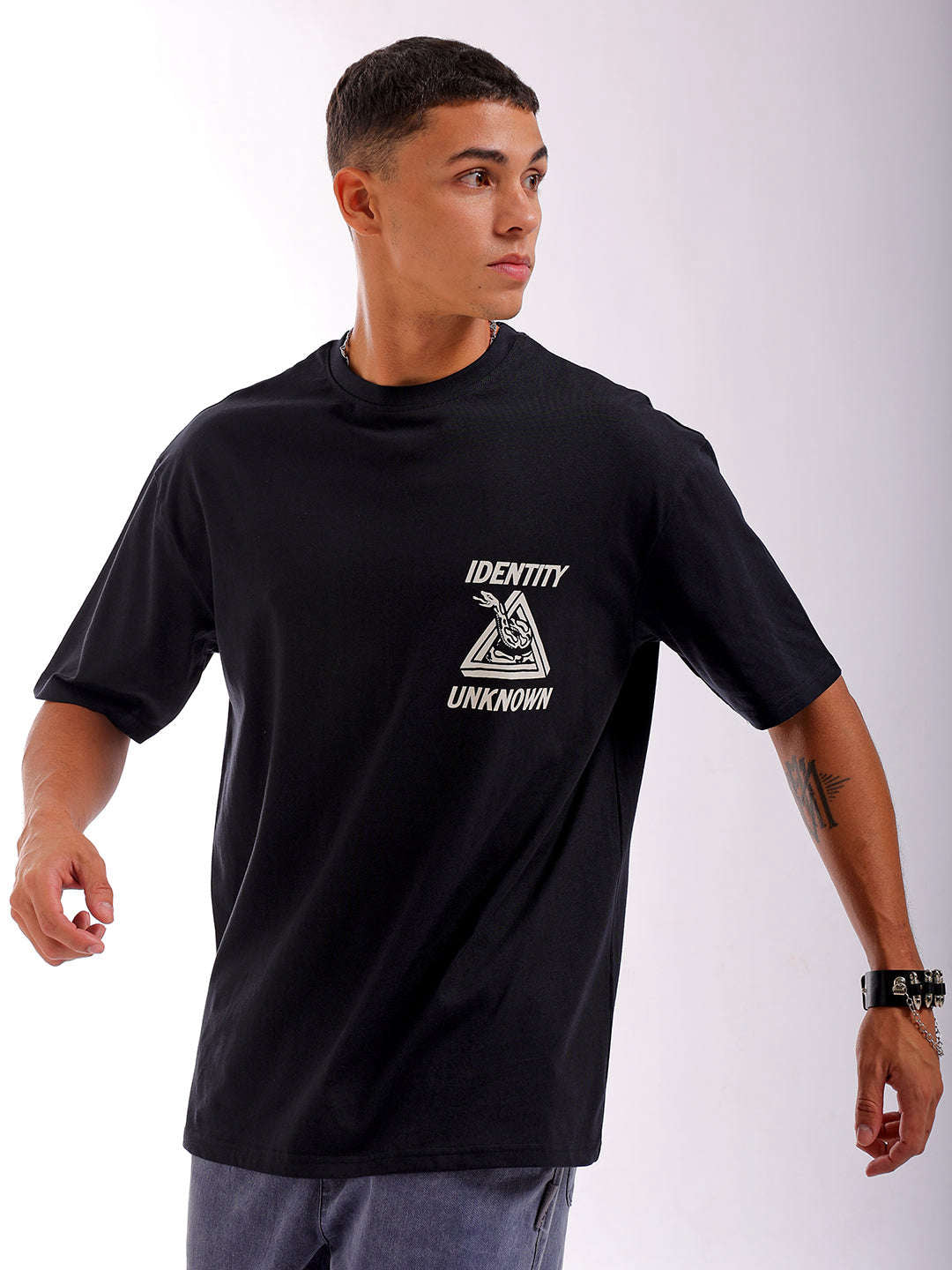 Shop Men Black Oversized Fit Back Printed T-Shirt Online.