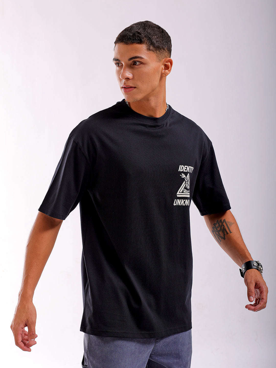 Shop Men Black Oversized Fit Back Printed T-Shirt Online.