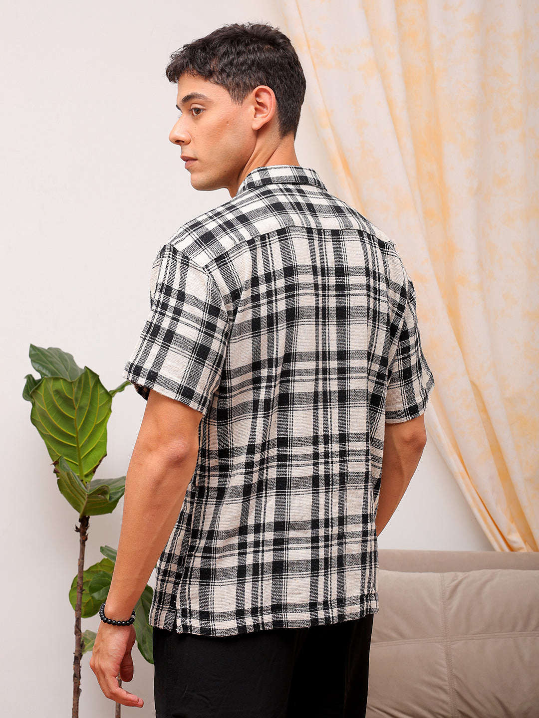 Shop Men Checked Shirt Online.