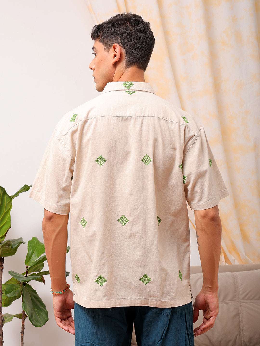 Shop Men Embroidered Relaxed Fit Resort Wear Shirt Online.