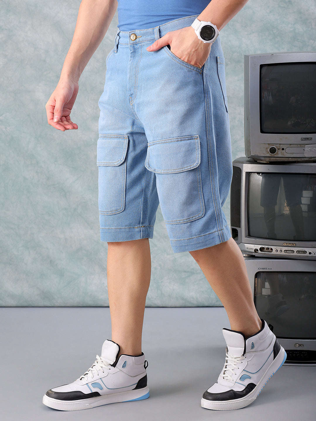 Shop Men Blue Relaxed Fit Solid Denim Cargo Shorts Online.