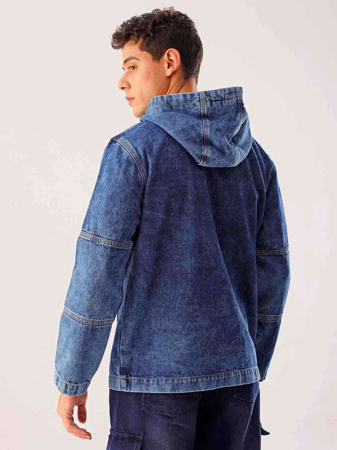 Shop Men Blue Relaxed Fit Solid Hooded Denim Jacket Online.