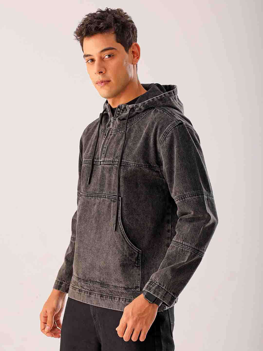 Shop Men Black Relaxed Fit Solid Hooded Denim Jacket Online.