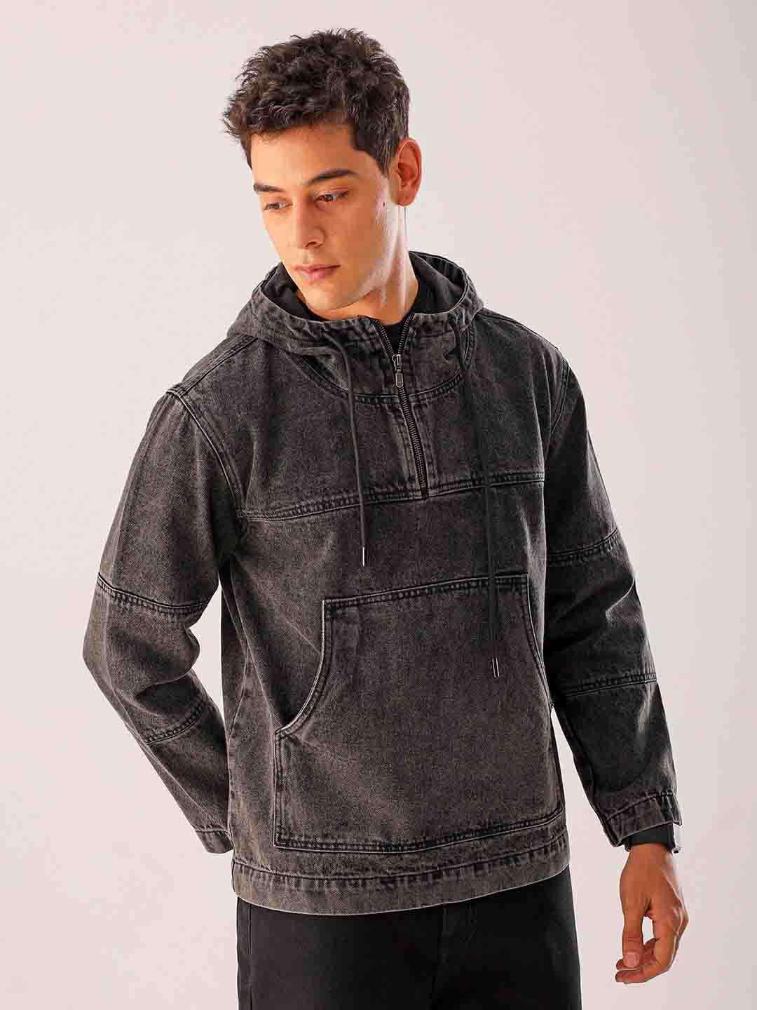 Shop Men Black Relaxed Fit Solid Hooded Denim Jacket Online.