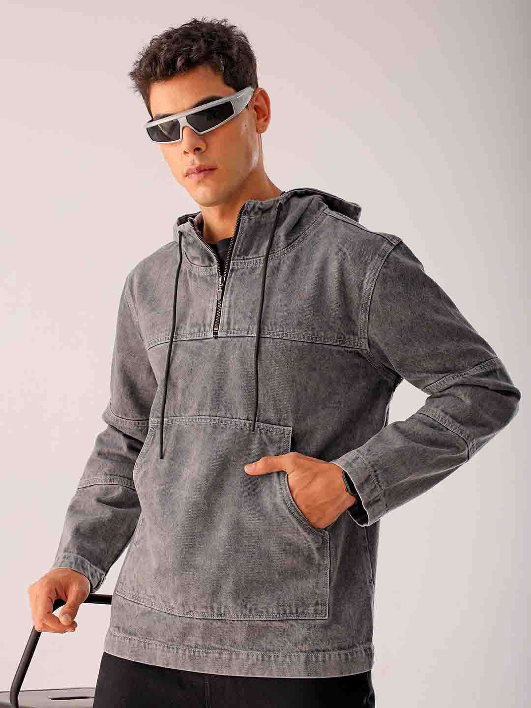 Shop Men Grey Relaxed Fit Solid Hooded Denim Jacket Online.